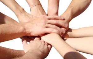 Lee más sobre el artículo EN LA VIDA SIEMPRE HAY FLORES, PARA QUIEN QUIERA VERLAS.