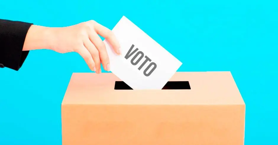 Lee más sobre el artículo MI VOTO, A LA IZQUIERDA.