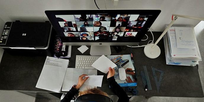 Lee más sobre el artículo LA SECRETARIA