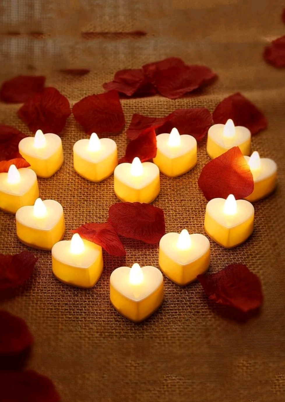 Lee más sobre el artículo HABLAR EN SILENCIO